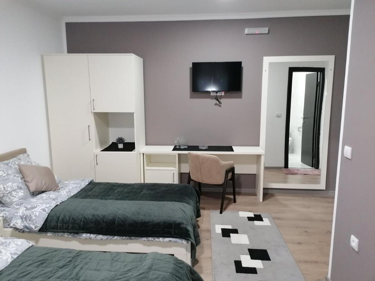 Bed and Breakfast Rivera Club à Raška Extérieur photo