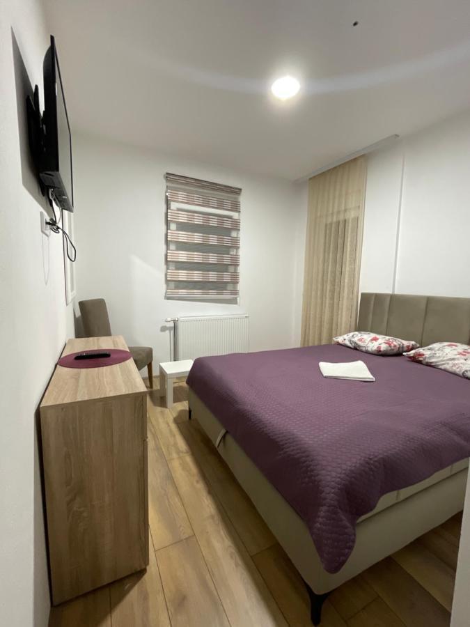 Bed and Breakfast Rivera Club à Raška Extérieur photo